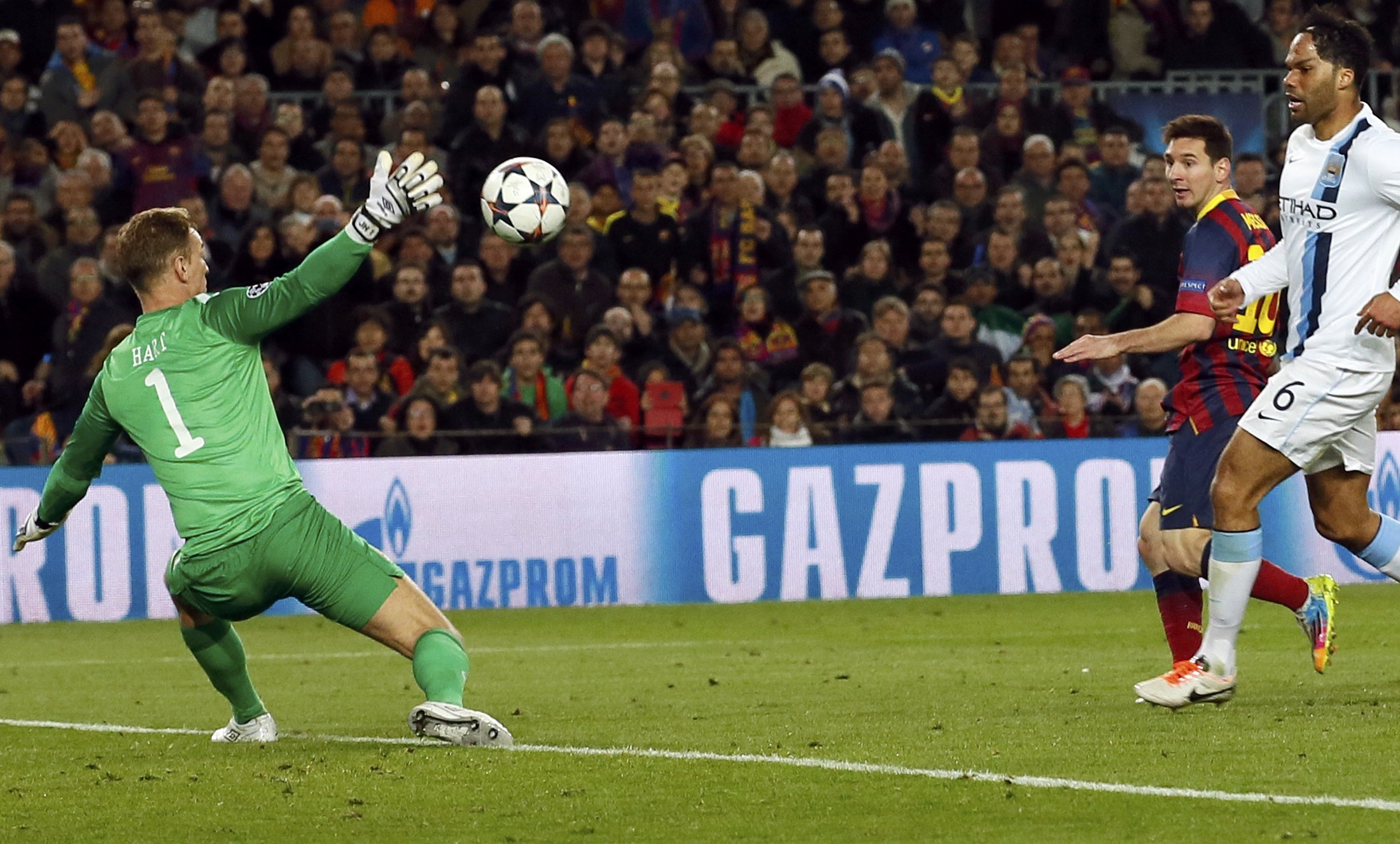 Messi tiếp tục trở thành ác mộng của Man xanh