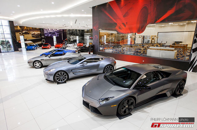 Không thể thiếu Lamborghini