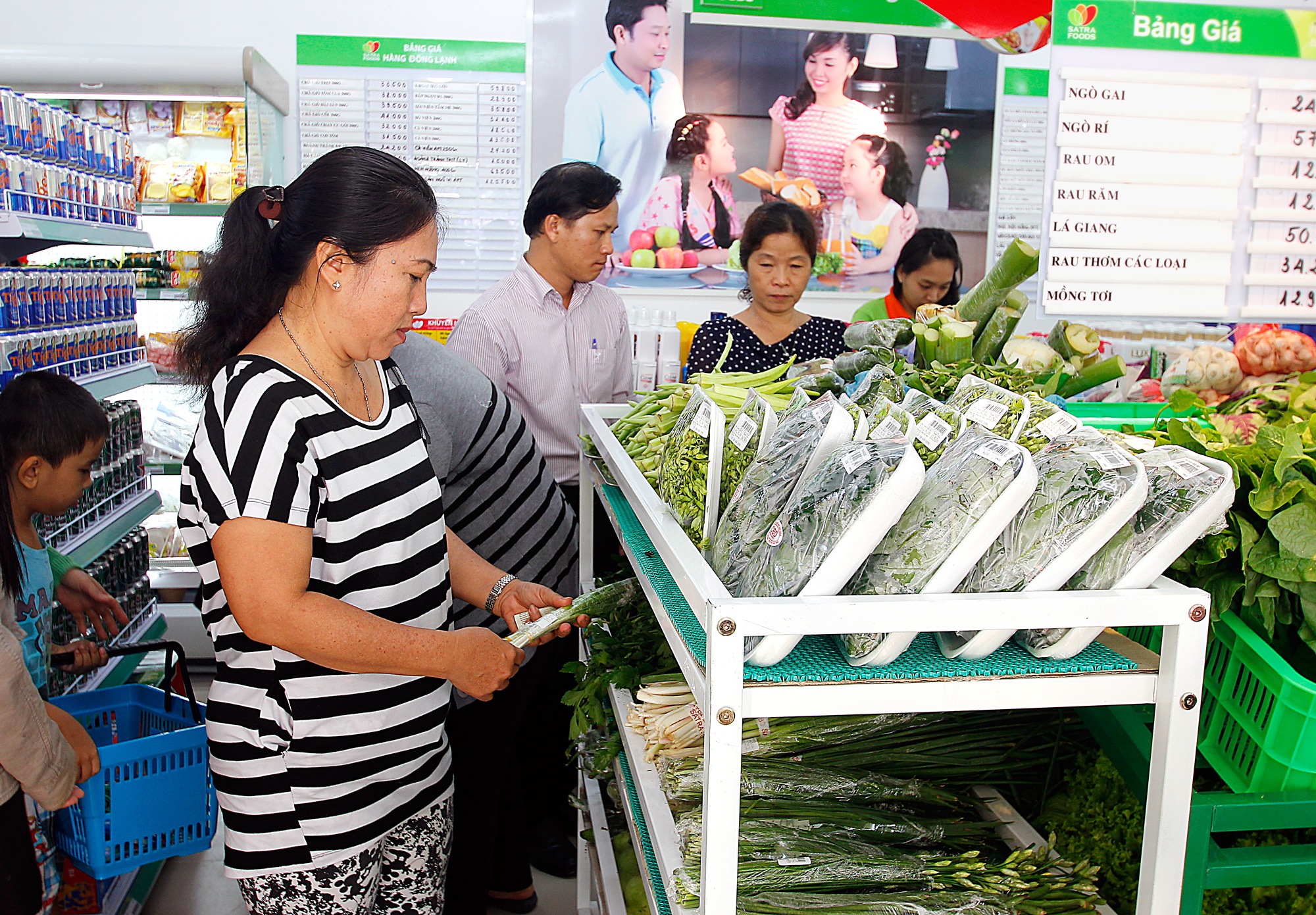 Sự ra đời của cửa hàng thực phẩm tiện lợi Satrafoods thứ 50 đánh dấu bước phát triển mạnh mẽ của SATRA trên thị trường bán lẻ nội địa. (Ảnh: Dương Long)