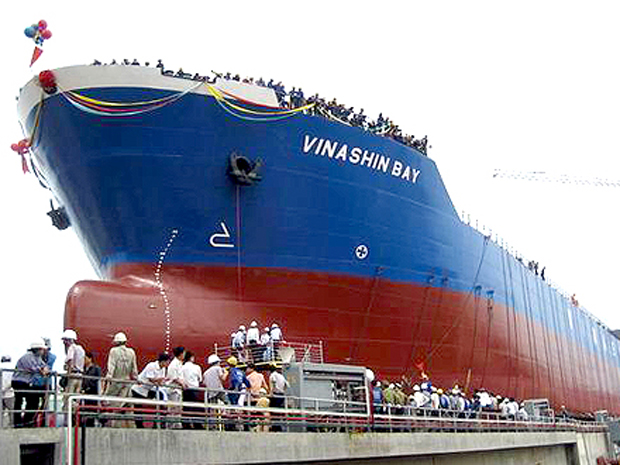 Khoanh nợ các loại bảo hiểm với các DN của Vinashin, Vinalines