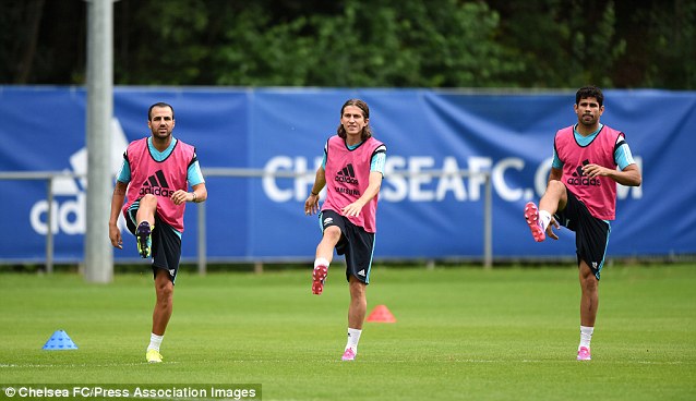 Với 3 tân binh chất lượng Fabregas, Luis và Costa và những cầu thủ sẵn có, Chelsea đủ sức gây bất ngờ ở mùa giải mới
