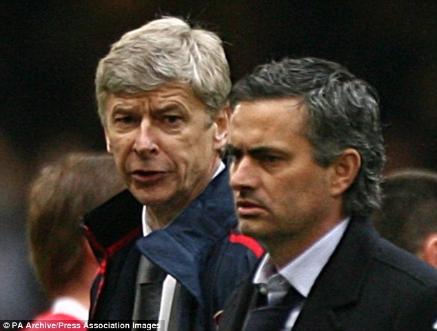 Ông Wenger và Mourinho chưa bao giờ xem nhau là bạn