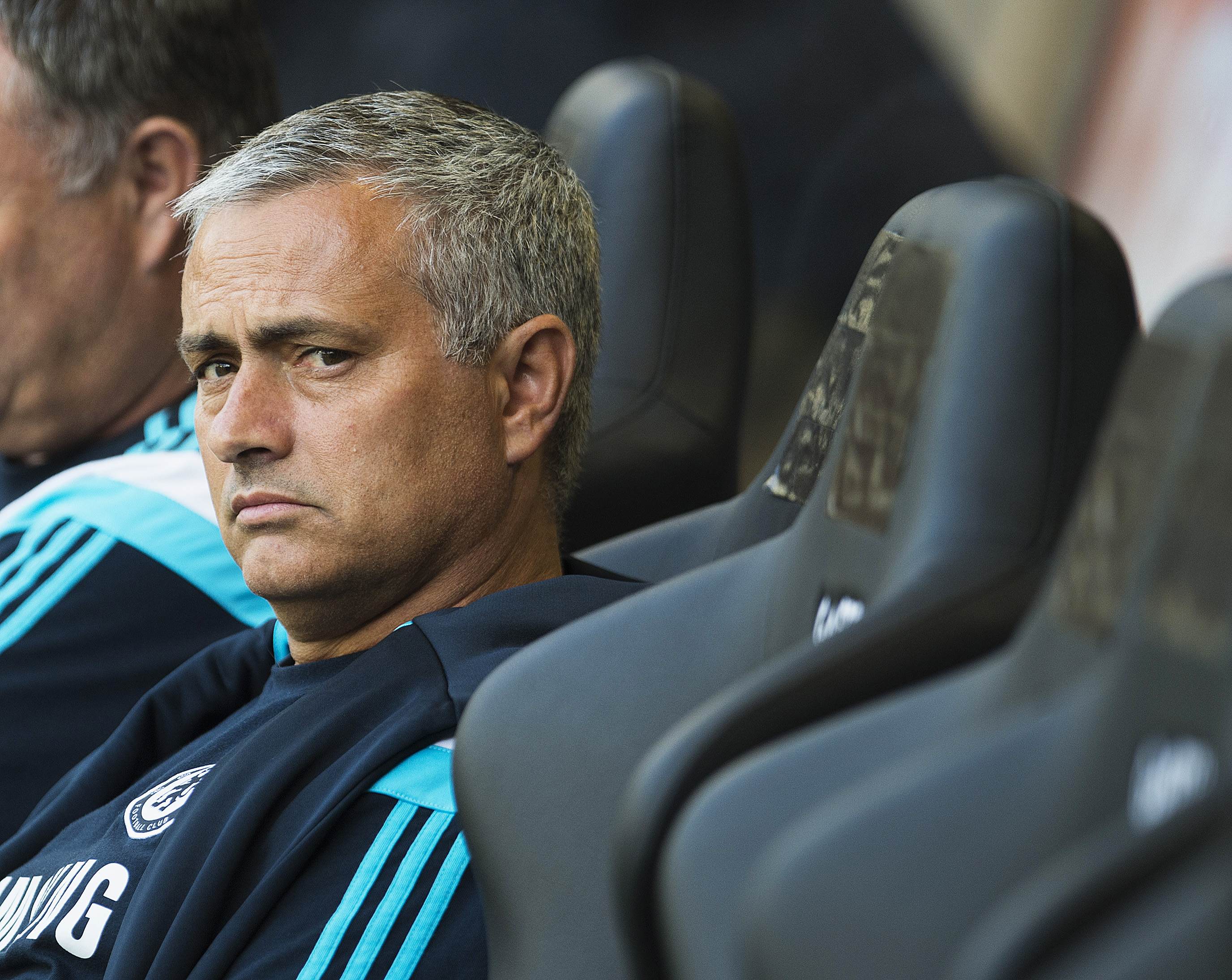 Người hâm mộ đang chờ xem HLV Mourinho trổ tài ở Premier League.