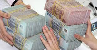 Tiêu thụ tiền giả cả tỉ đồng mới bị bắt