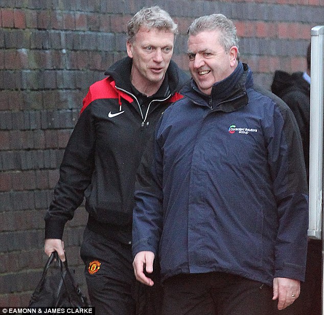 HLV Moyes trông rất vui vẻ và tự tin