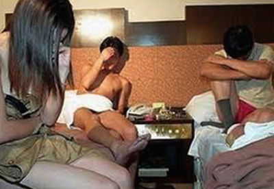 Cân nhắc bêu tên người mua dâm