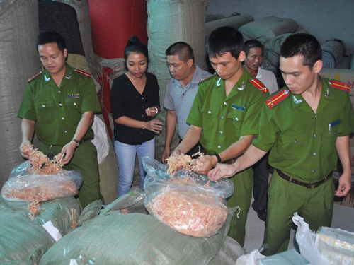 Phát hiện mực khô Trung Quốc làm bằng cao su