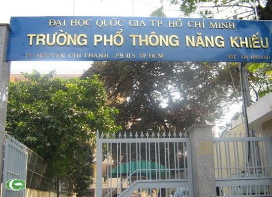 Trường Phổ thông Năng khiếu: Chuyên Anh 1 “chọi” 47,5