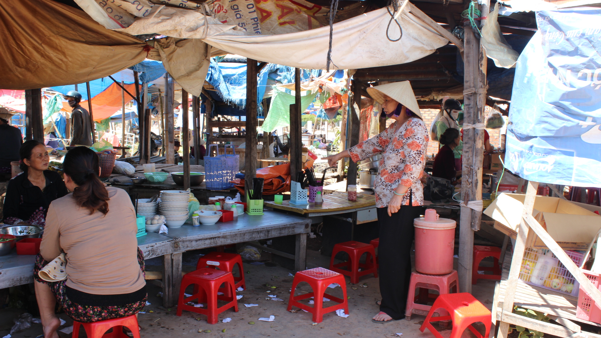 Qu&aacute;n phở nơi b&agrave; Chi&ecirc;u bị con d&acirc;u cũ đ&aacute;nh