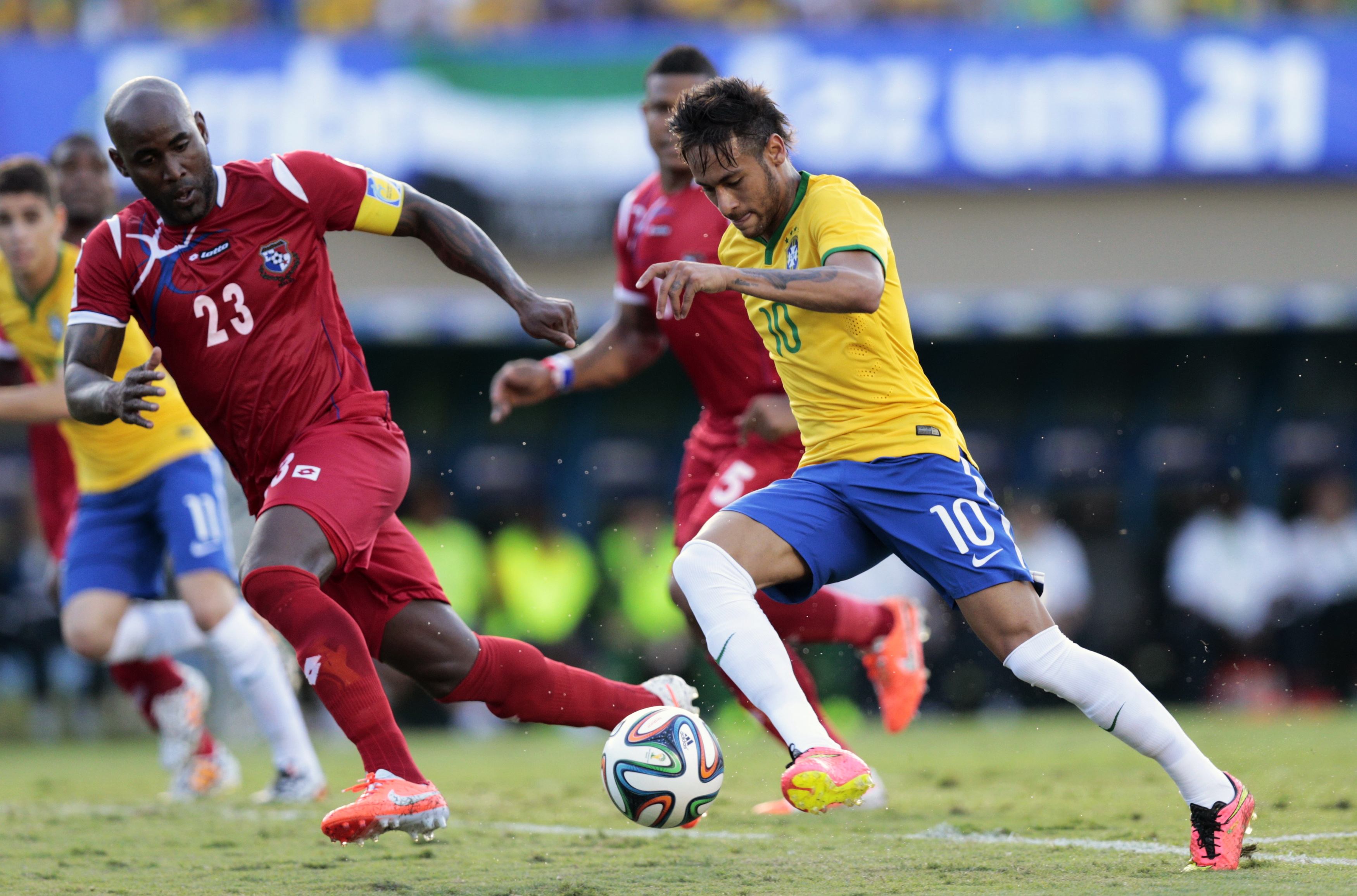 Brazil – Panama 4-0: Màn độc diễn của Neymar
