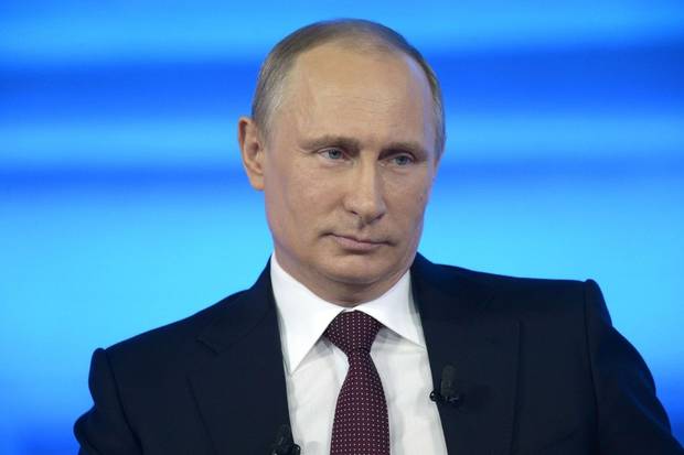 Tổng thống Putin trong chương trình Ask Putin things. Ảnh: Independent