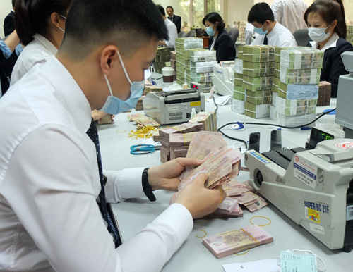 Chưa hết năm, nhiều ngân hàng đã kết sổ lợi nhuận hàng ngàn tỉ đồng