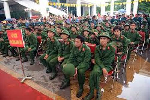 Trốn nghĩa vụ quân sự, người nhà vạ lây