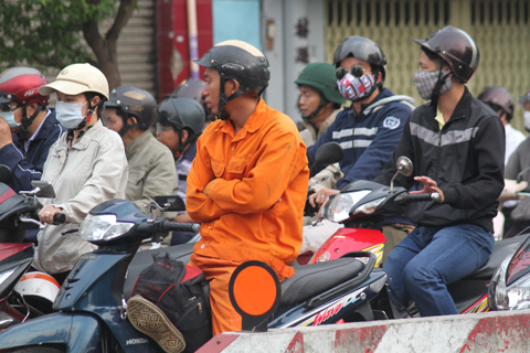 TP HCM: Đêm nay, nhiệt độ chỉ còn 21 độ C