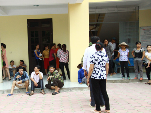 Người nh&agrave; b&eacute; nguyễn Thị Hồng Nhung y&ecirc;u cầu l&agrave;m r&otilde; nguy&ecirc;n nh&acirc;n tử vong của b&eacute; g&aacute;i 11 tuổi n&agrave;y