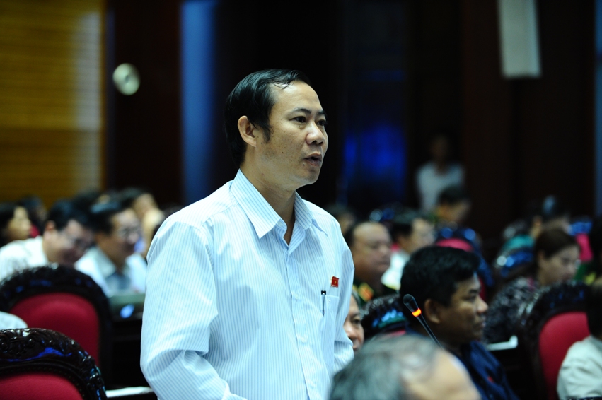 ĐB Nguyễn Th&aacute;i Học (Ph&uacute; Y&ecirc;n) nhấn mạnh đến t&igrave;nh trạng nợ đọng văn bản