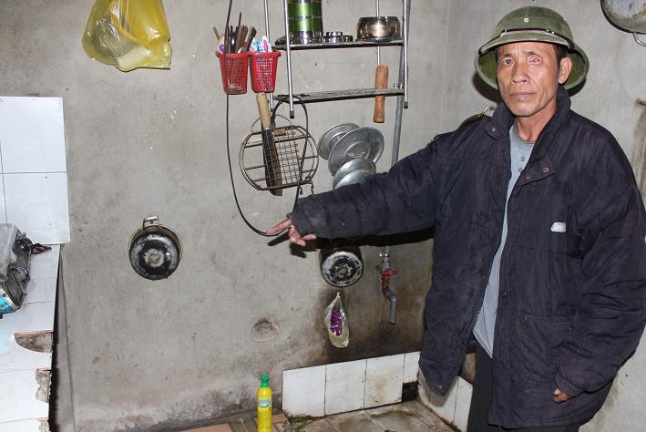 Căn bếp nơi Tiến đổ xăng đốt chị Nguy&ecirc;n. Ảnh Trịnh Nguyễn.