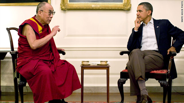 Tổng thống Obama tiếp Đạt Lai Lạt Ma vào tháng 7-2011. Ảnh: White House
