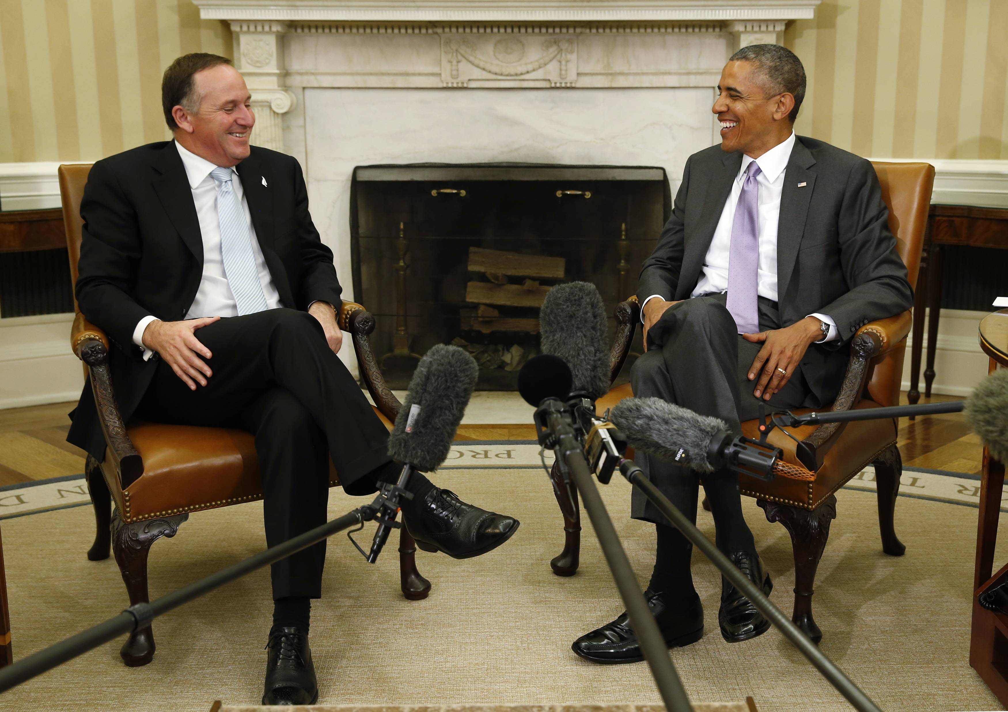 &Ocirc;ng Obama v&agrave; &ocirc;ng John Key đồng quan điểm rằng Trung Quốc v&agrave; c&aacute;c b&ecirc;n li&ecirc;n quan cần giải quyết tranh chấp theo luật ph&aacute;p quốc tế. Ảnh: Reuters