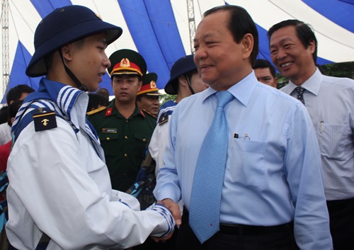 Bình đẳng trước nghĩa vụ cao cả
