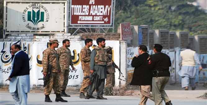 Qu&acirc;n đội Pakistan được triển khai. Ảnh: Jagran.com