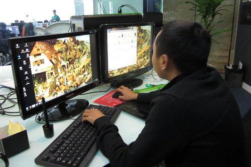 Đơn vị trung gian “o ép” nhà phát triển game Việt ?