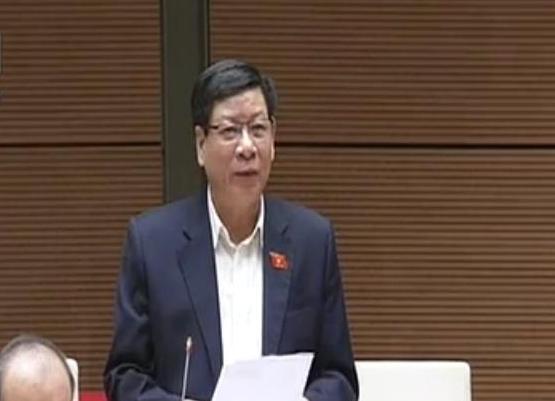 ĐB Phạm Văn Cường (L&agrave;o Cai) truy vấn Bộ trưởng về tr&aacute;ch nhiệm trong c&ocirc;ng t&aacute;c ph&ograve;ng chống bu&ocirc;n lậu