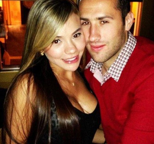 Arsenal có thêm WAGs xinh xắn