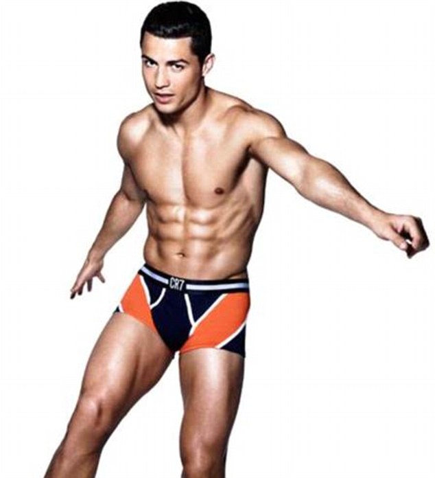 Những mẫu quần l&oacute;t mới của Ronaldo