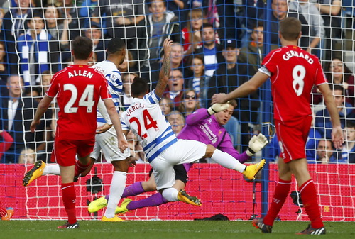 Rượt đuổi tỉ số điên rồ ở Loftus Road, Liverpool thoát hiểm trước QPR