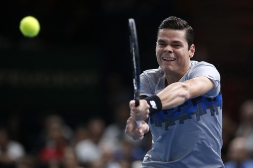 Không thể hiện được vũ khí sở trường, Raonic chấp nhận thất bại trước Djokovic