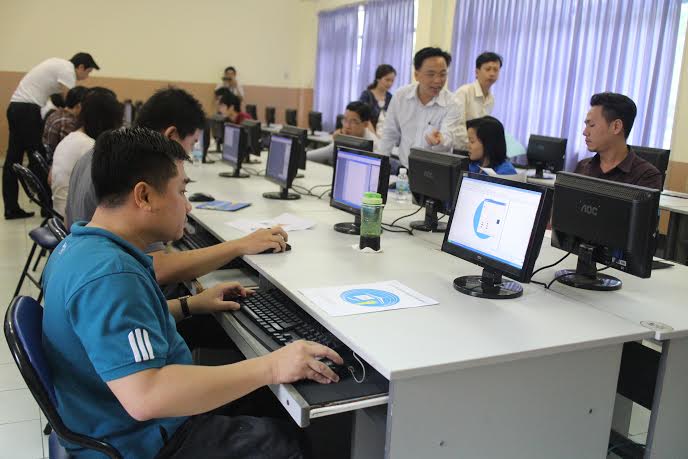 Rèn kỹ năng nghề cho CNVC-LĐ