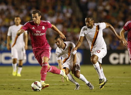 Thua Roma 0-1, Real Madrid thành cựu vô địch