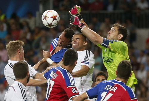 Real Madrid thắng tưng bừng, Atletico nếm mùi bại trận
