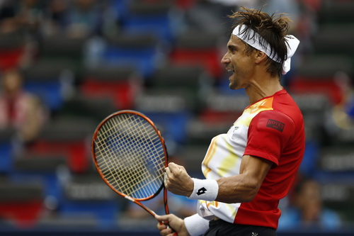 Murray và Isner bại trận, lão tướng thăng hoa