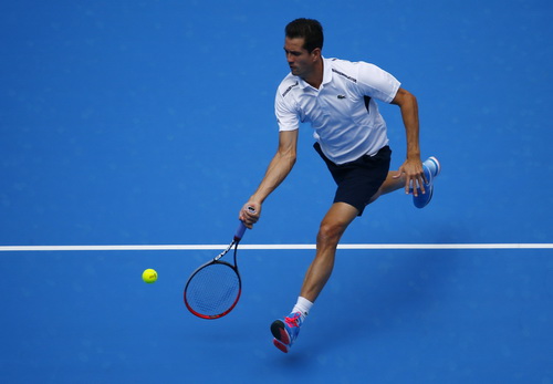 Garcia Lopez kjh&ocirc;ng chống đỡ nổi sức mạnh tấn c&ocirc;ng của Djokovic