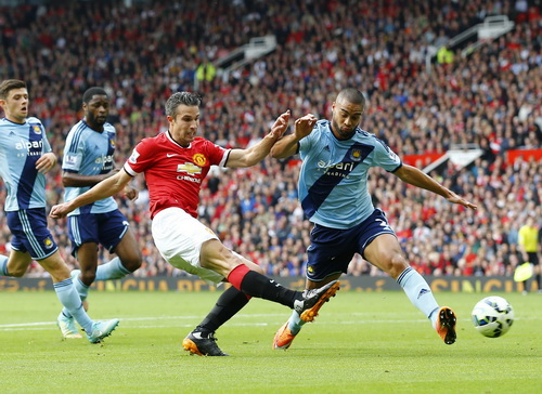 Pha ghi bàn của Van Persie
