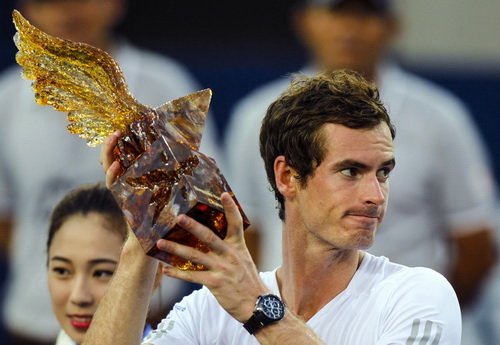 Nishikori đăng quang ở Malaysia, Murray lần đầu chiến thắng