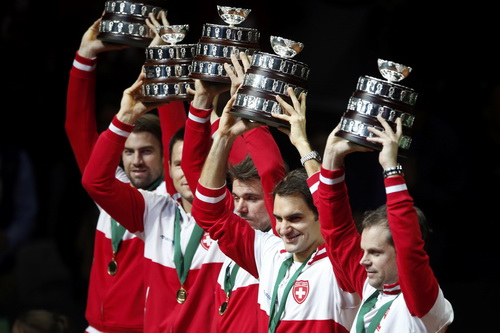 Federer thăng hoa, Thụy Sĩ lần đầu vô địch Davis Cup