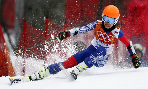 Vanessa Mae tr&ecirc;n đường đua nội dung đổ đ&egrave;o ở Sochi 2014