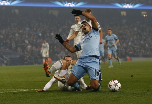 Man City thua sốc CSKA Moscow, Chelsea bị Maribor cầm hòa
