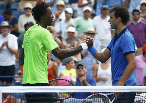 Tiểu Federer Dimitrov gác vợt trước Gael Monfils