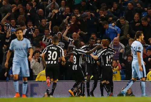 Newcastle sau bàn thắng của Sissoko