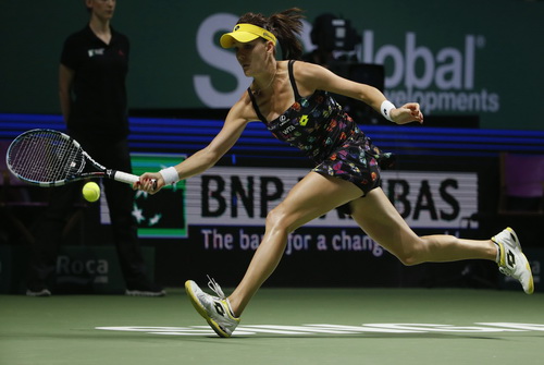 Radwanska qu&aacute; vất vả trước t&agrave;i năng trẻ người Romania, đ&agrave;nh dừng bước ở b&aacute;n kết