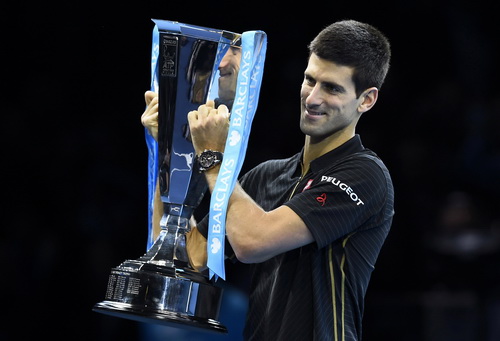 Không thi đấu chung kết, Djokovic vẫn lên ngôi vô địch
