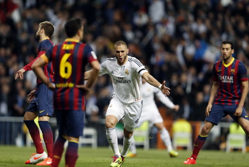 Benzema tỏa s&aacute;ng với c&uacute; đ&uacute;p trong v&ograve;ng 4 ph&uacute;t