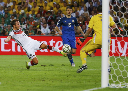 Pha ghi bàn phút 113 của Mario Gotze