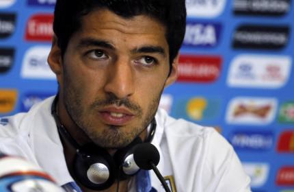 Suarez xin lỗi vì đã cắn Chiellini