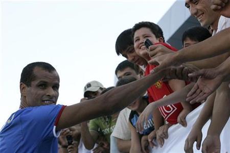 Rivaldo tuyên bố giải nghệ ở tuổi 41