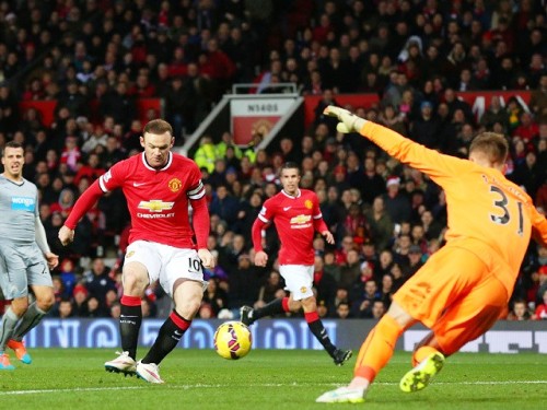 Rooney ghi b&agrave;n thứ 99 cho Man United